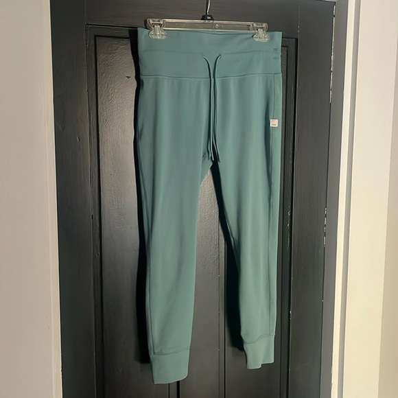 Vuori daily leggings garland - Picture 3 of 4